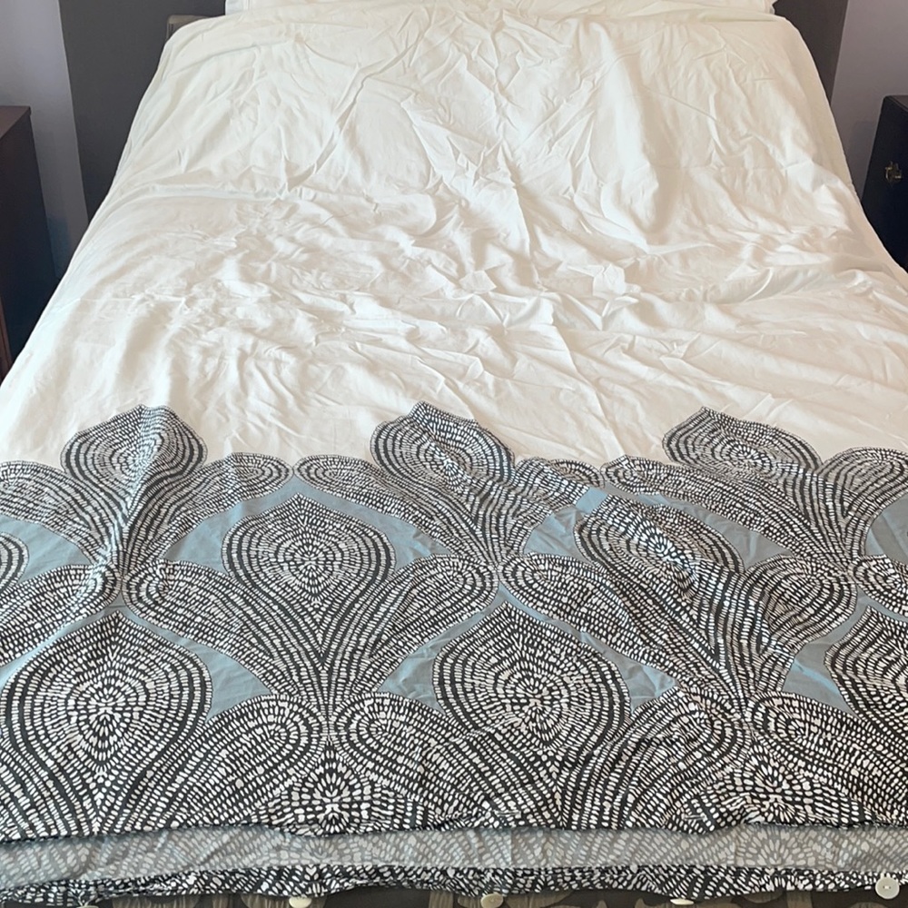 West Elm Queen Duvet Cover